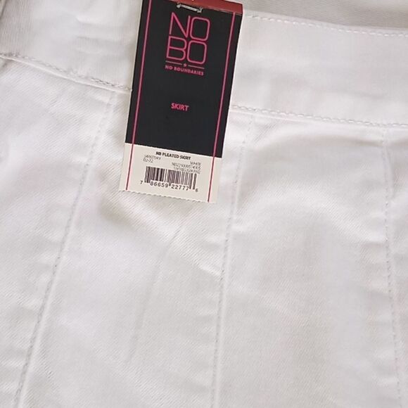 Womens Juniors Pleated Denim School Girl Mini Skirt - Picture 3 of 6